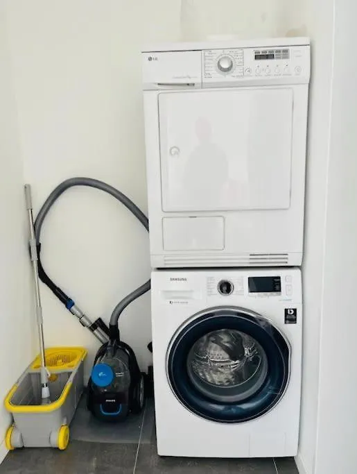 One Bedroom Flat With Private Terrace&Parking-67B 룩셈부르크 0*,